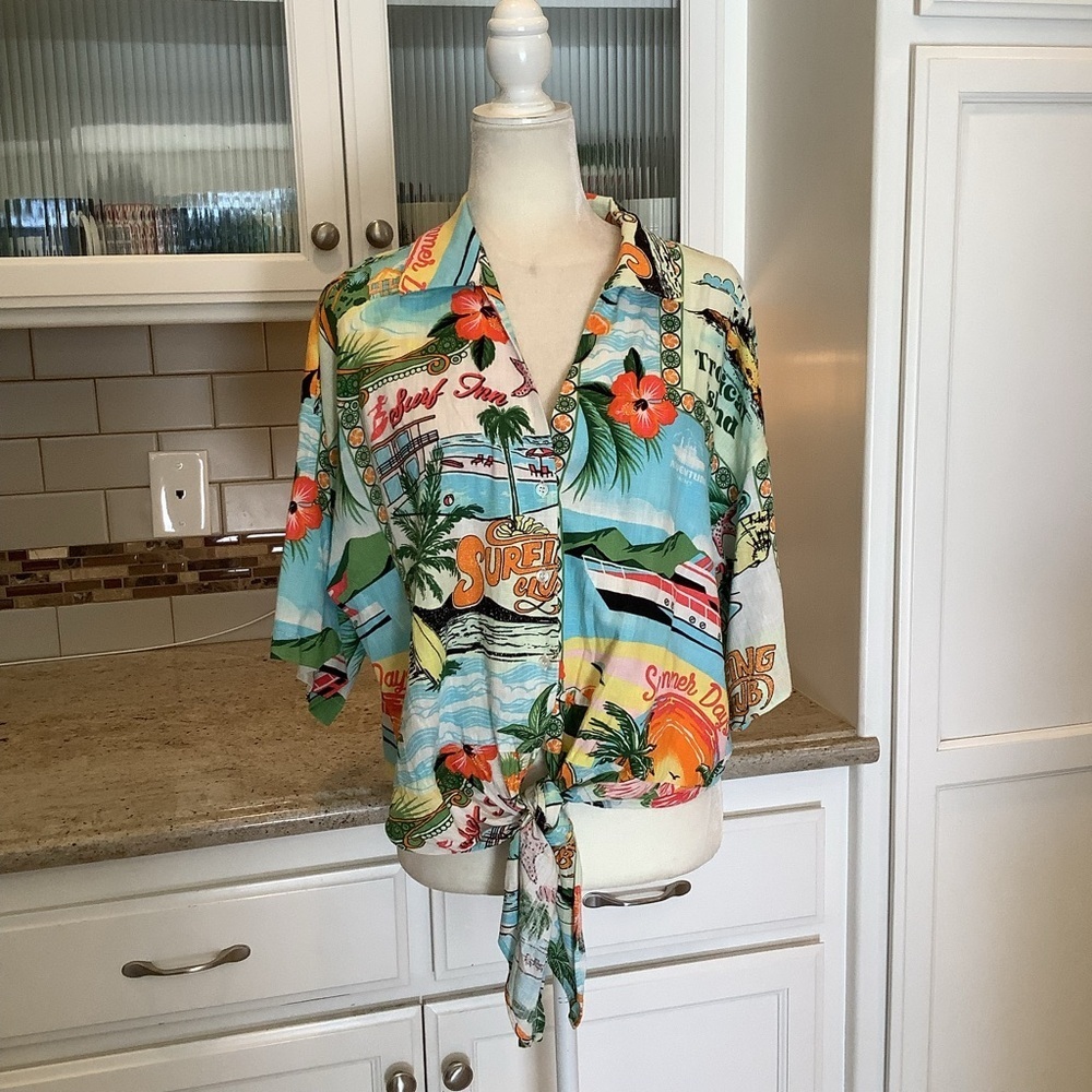 Haver & Blair Tropical Print Tie-Front Blouse Size Medium Linen Blend
